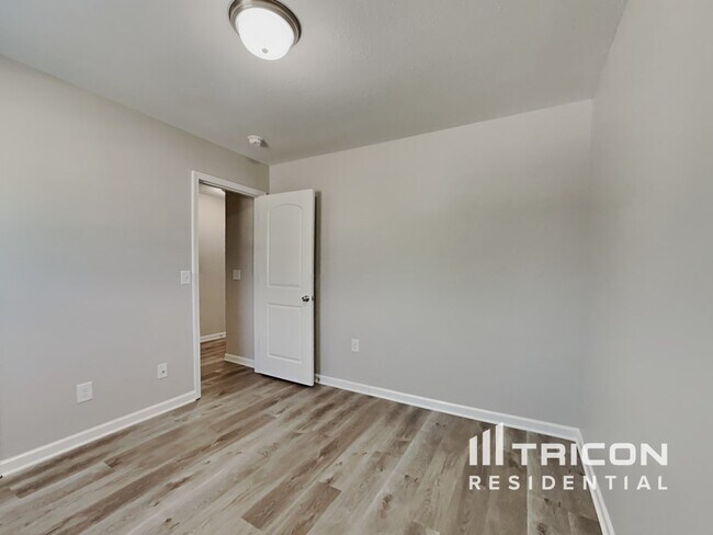 Building Photo - 1609 Brownairs Ln