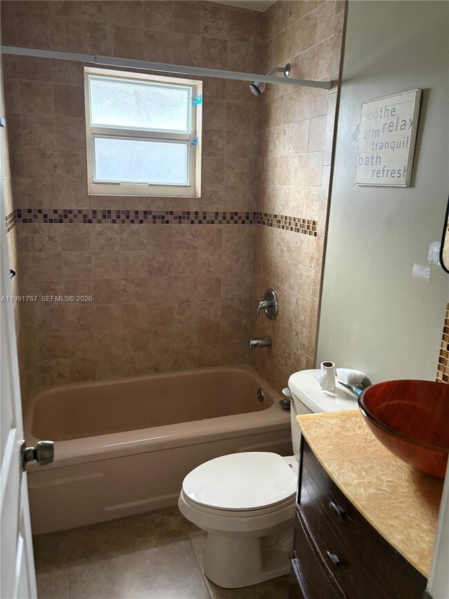 Building Photo - 4386 W 10th Ave