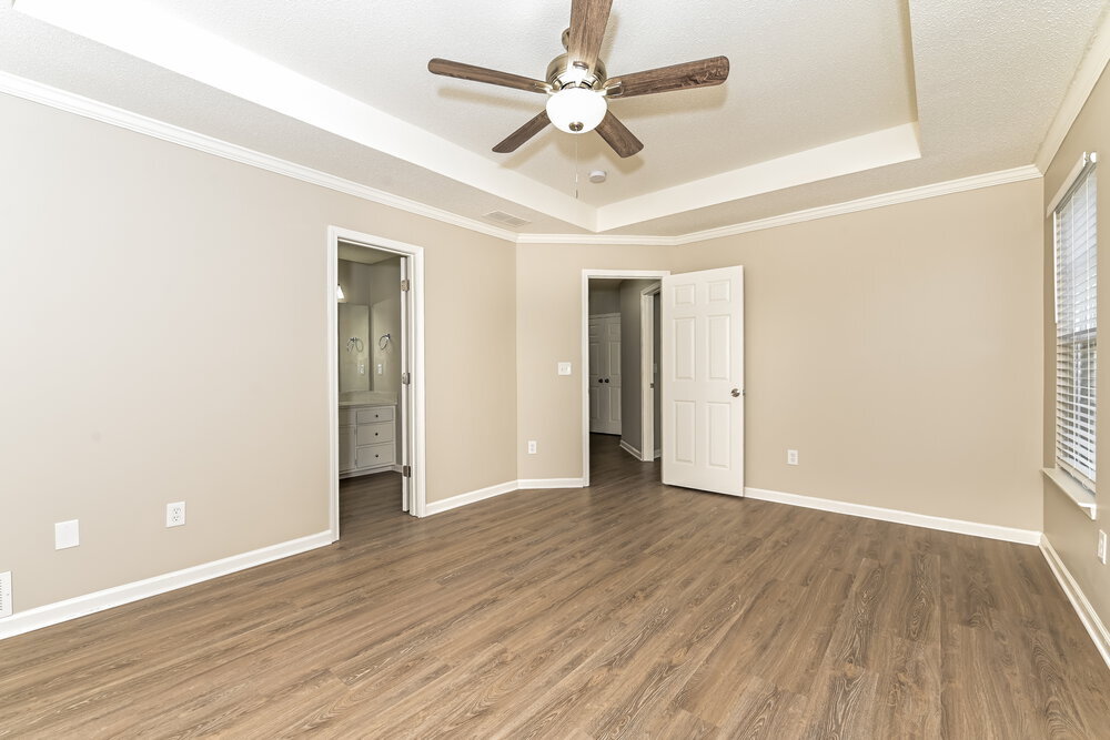 Building Photo - 8560 Guthrie Dr