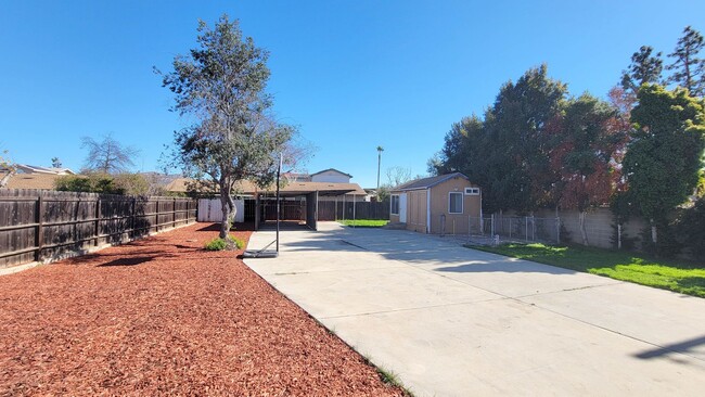 Building Photo - 5 bed/ 3 bath house in El Cajon