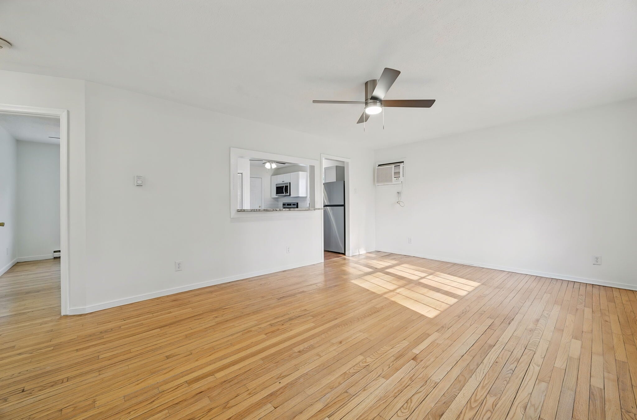 Building Photo - 300 Marlin Dr