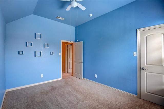 Building Photo - 9017 Hawley Dr