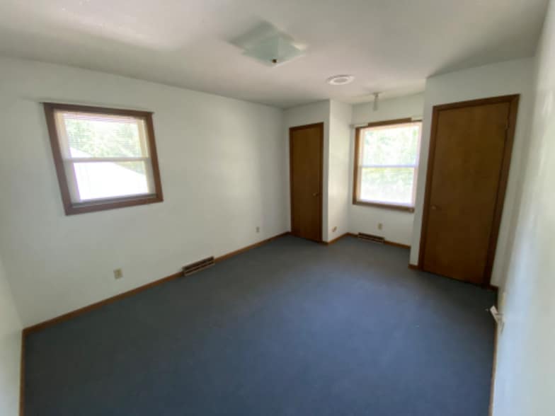 Building Photo - 4100 G St