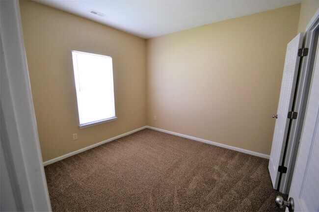 Building Photo - 2724 Winding Creek Ln