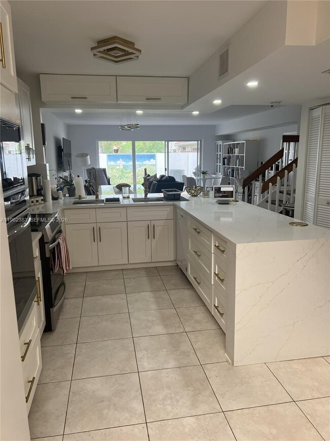 Building Photo - 3535 Magellan Cir