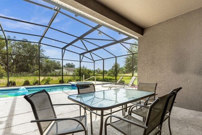 Building Photo - 4159 Oak Tree Dr
