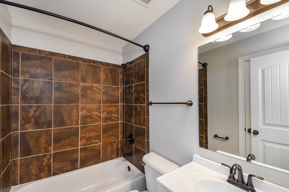 Building Photo - 8213 Park Pike