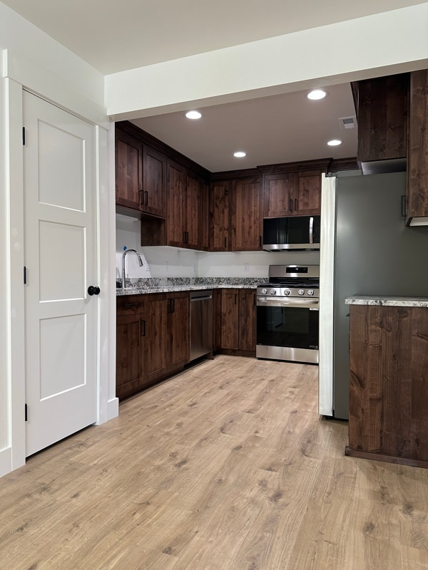 Building Photo - 520 E South Weber Dr