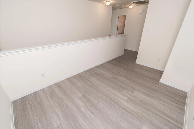 Building Photo - 14710 Jennys Park Pl