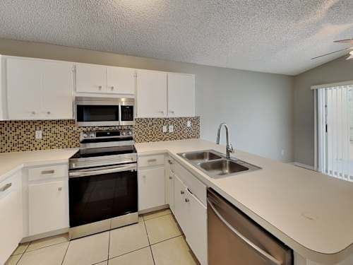 Building Photo - 1829 Coyote Pl