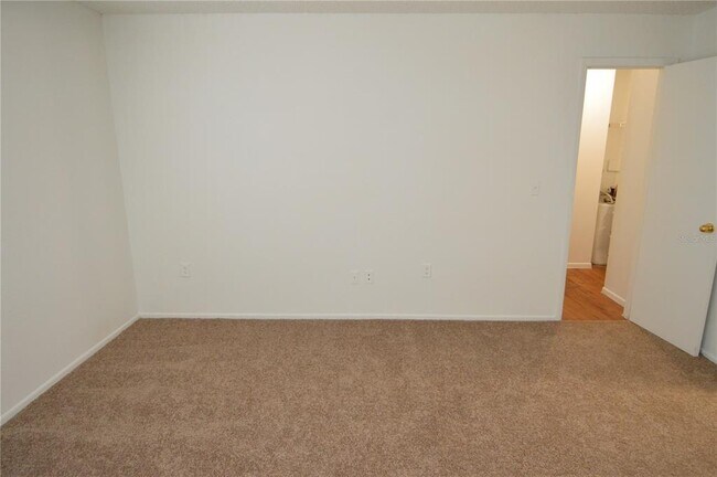 Building Photo - 8425 Cerro Cir