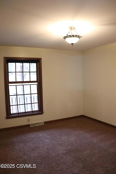 Building Photo - 108 Hawk Ridge Rd