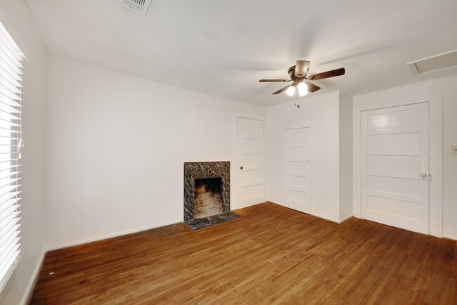 Building Photo - 505 Cherokee Rd