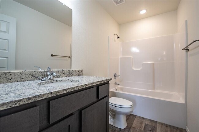 Building Photo - 825 S Rupple Rd