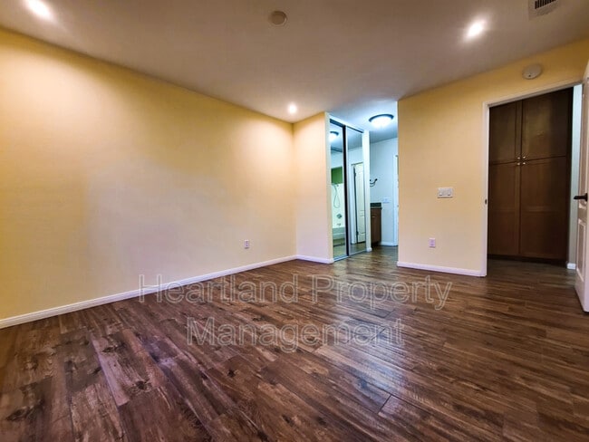 Building Photo - 10603 Dabney Dr
