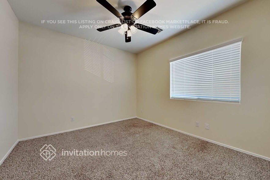 Building Photo - 16037 W Banff Ln