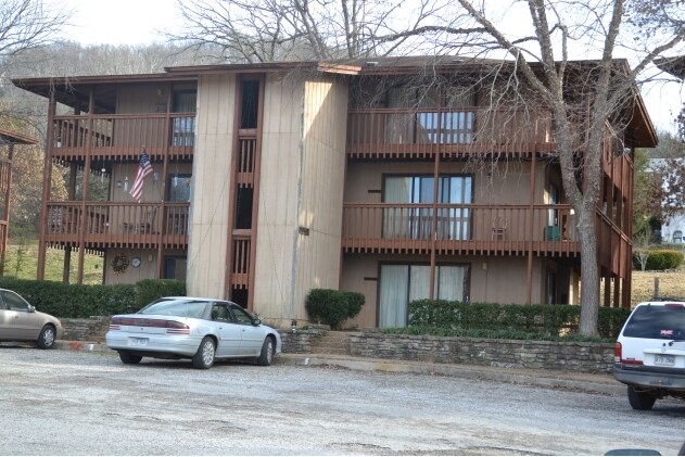 Building Photo - 86 Hillside Ave