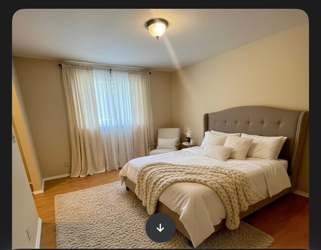 Building Photo - 827 32nd St