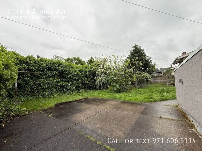 Building Photo - 7134 N Albina Ave