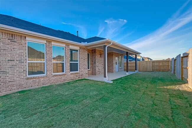 Building Photo - 939 Summer Vlg Wy