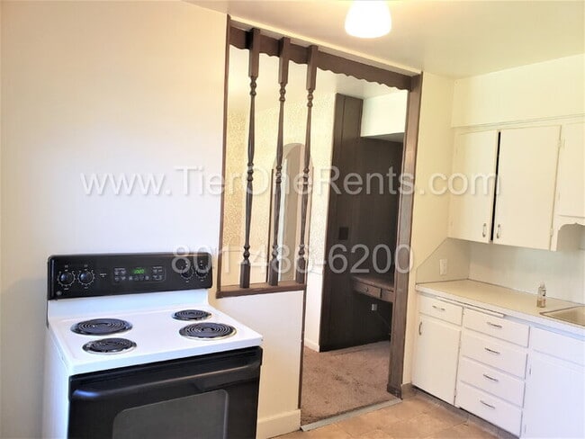 Building Photo - This property offers a NO DEPOSIT option a...