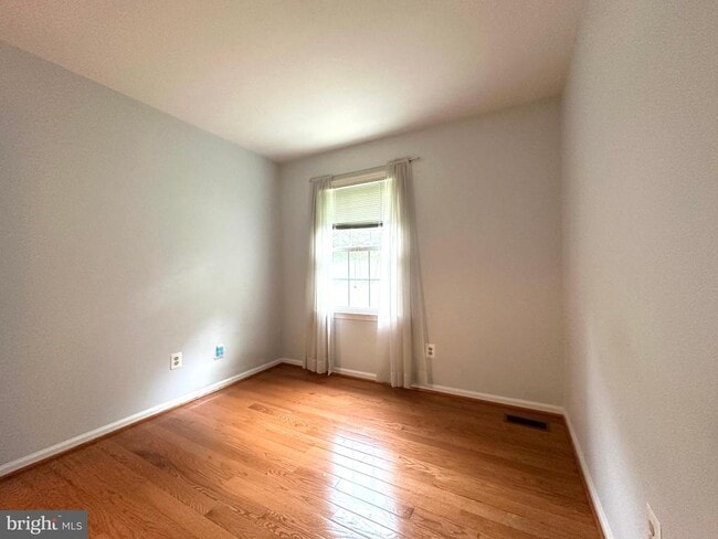 Building Photo - 5127 Kenside Ct