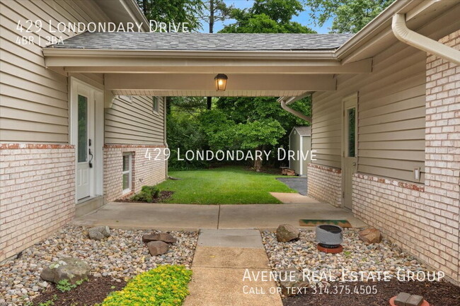 Building Photo - 429 Londondary Dr