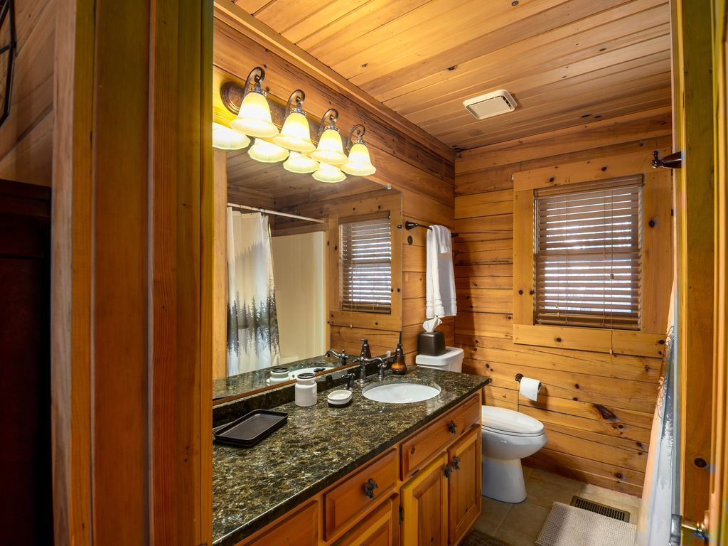 Bathroom - 404 Owls Brow