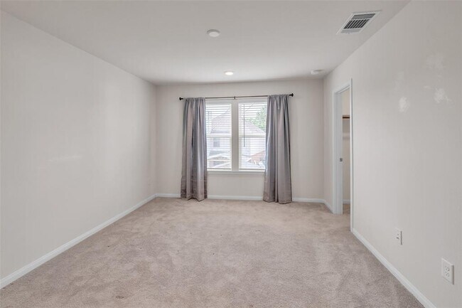 Building Photo - 11722 Braemar Village Dr
