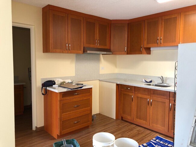 Building Photo - 2637 Kuilei St