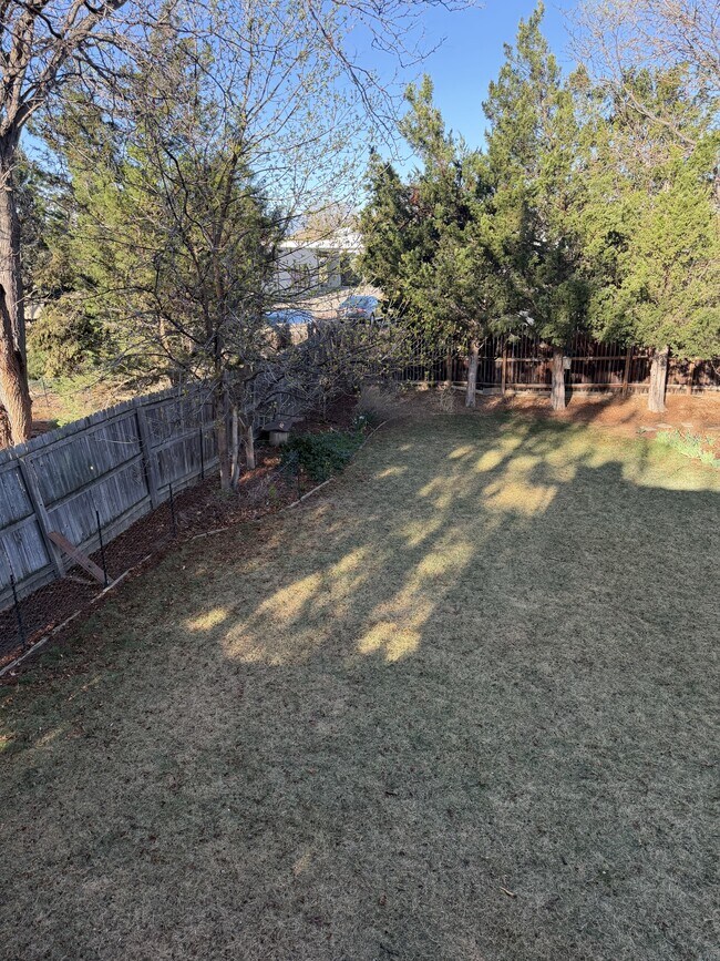 Building Photo - 1247 Ceres Dr