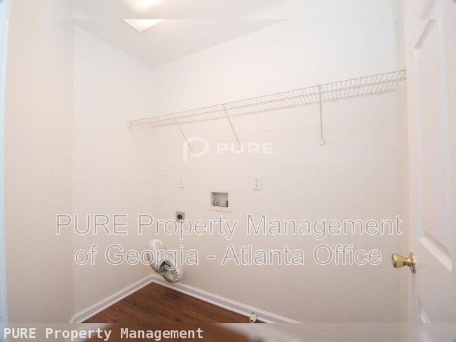 Building Photo - 4363 Walforde Blvd