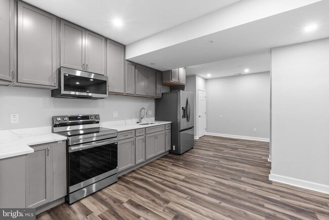 Building Photo - 6108 Hunt Weber Dr