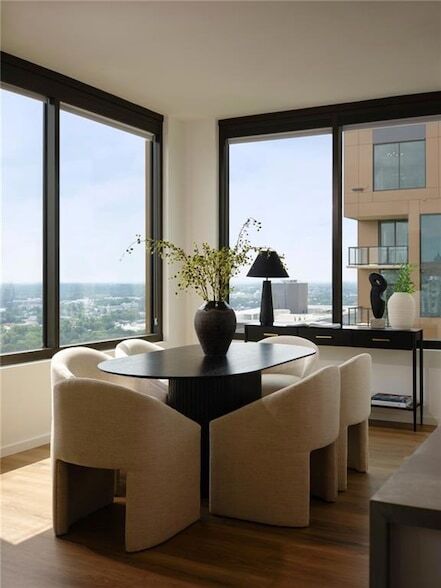 Building Photo - 1081 Juniper St NE