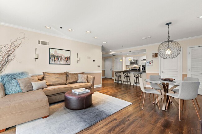 Primary Photo - 70 ADAMS St