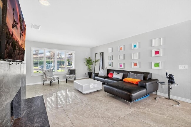 Building Photo - 75496 Desert Park Dr