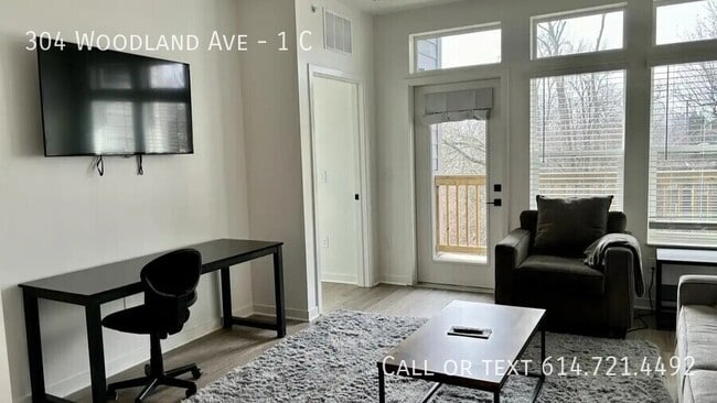 Building Photo - 304 Woodland Ave