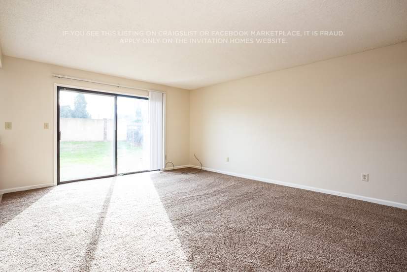 Building Photo - 2126 Mendocino Dr
