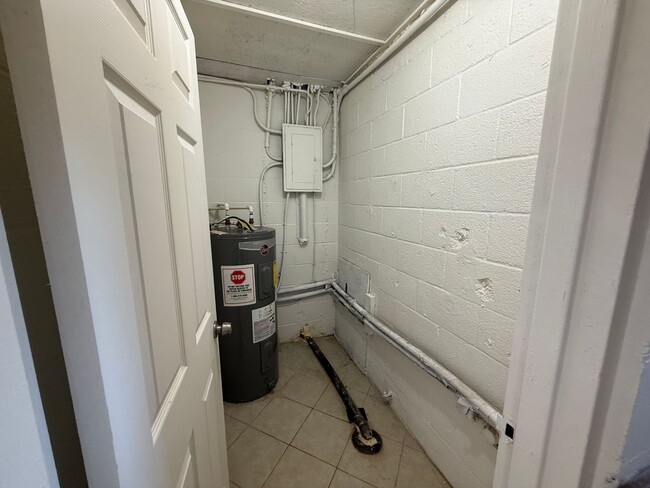 Building Photo - 1/1 House in Cedartown $795