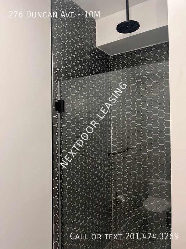 Building Photo - 276 Duncan Ave