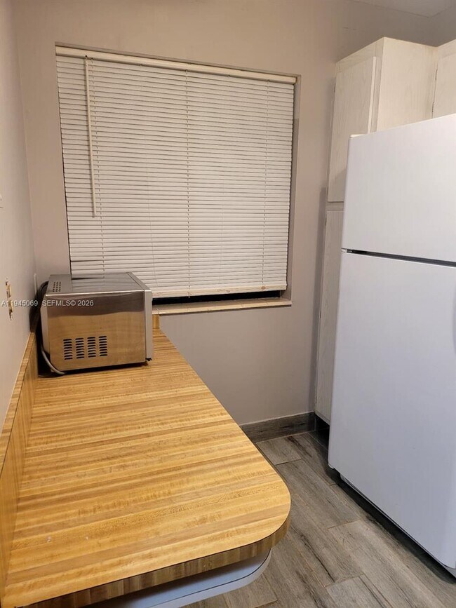 Building Photo - 4832 Esedra Ct