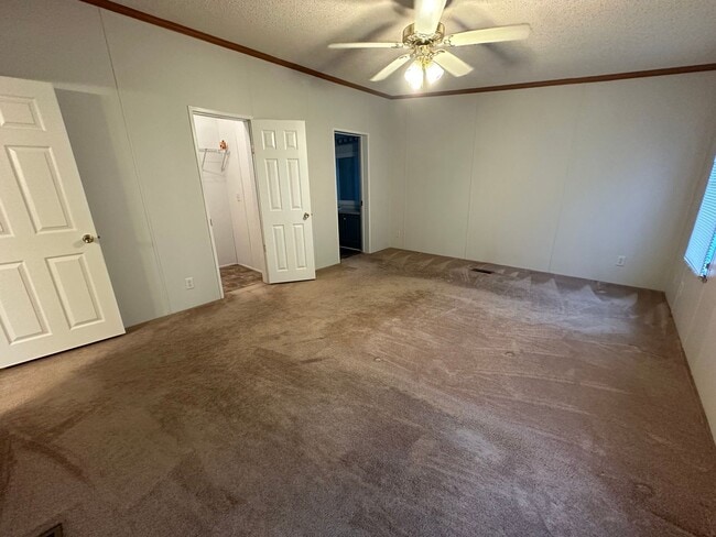 Building Photo - Charm & Commuter Convenience – 3BR/2BA Outside City Limits