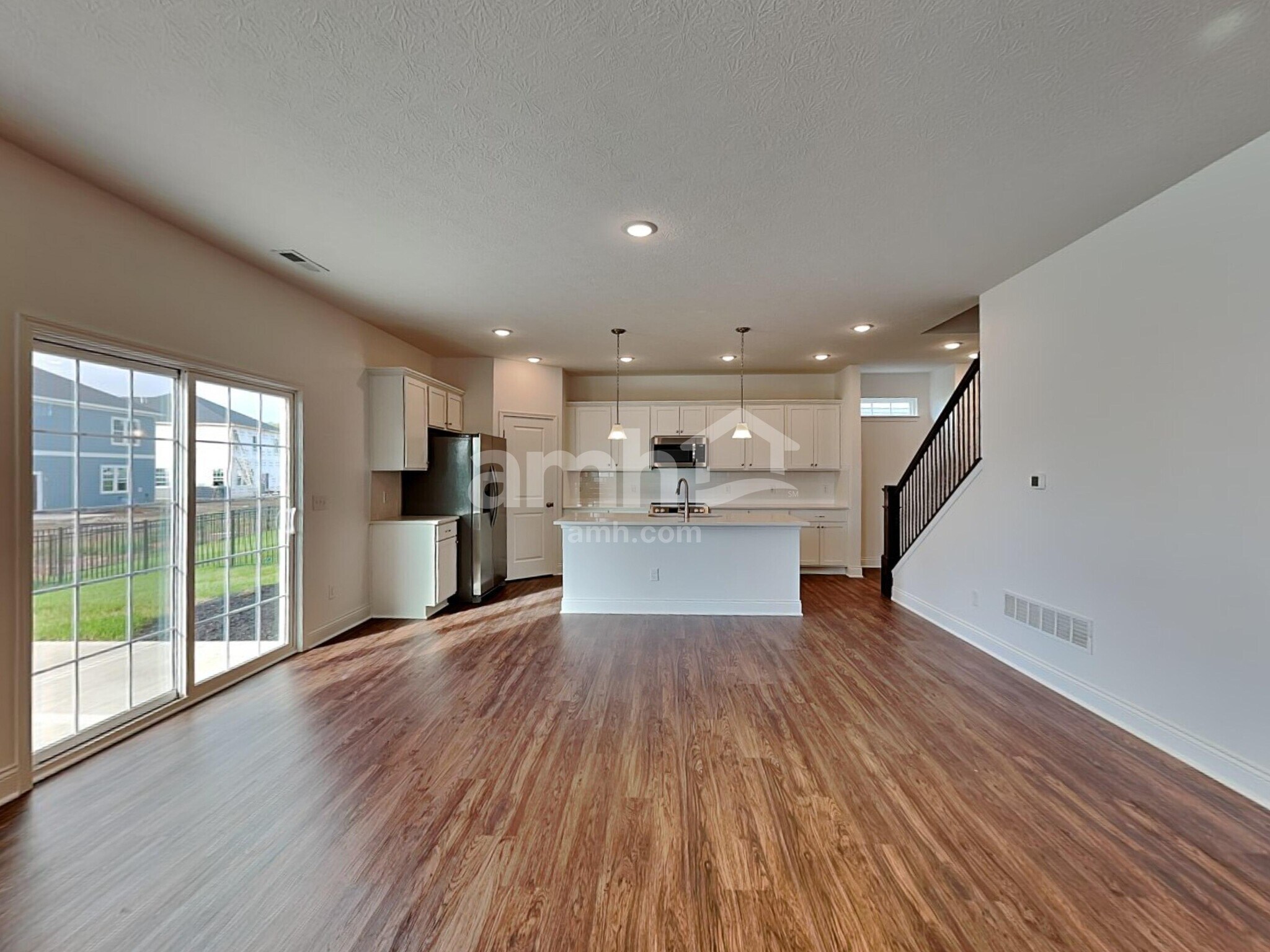 Building Photo - 969 Castor Dr