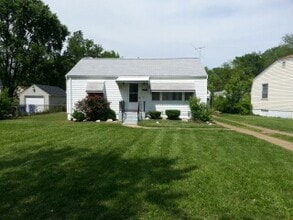 Building Photo - 6040 Cascade Dr