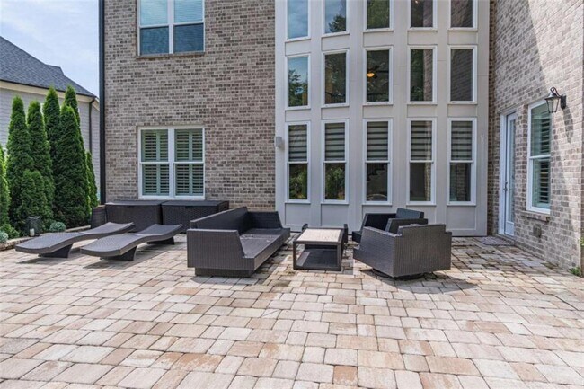 Building Photo - 829 Adler Ct
