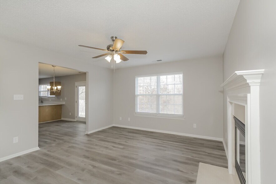 Building Photo - 10524 Pickerel Ln