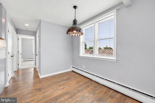 Building Photo - 7947 Ferndale St