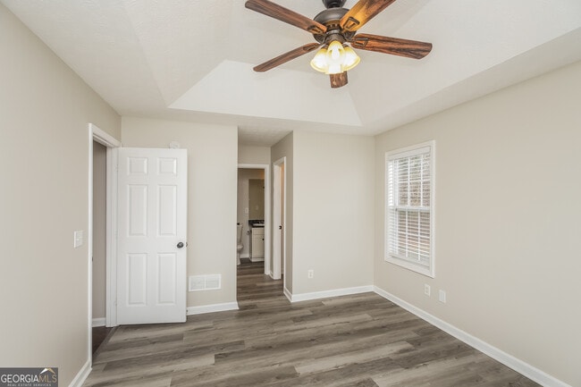 Building Photo - 34 Woodwind Dr