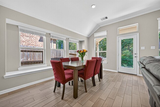 Building Photo - 4550 Shallow Ember Dr