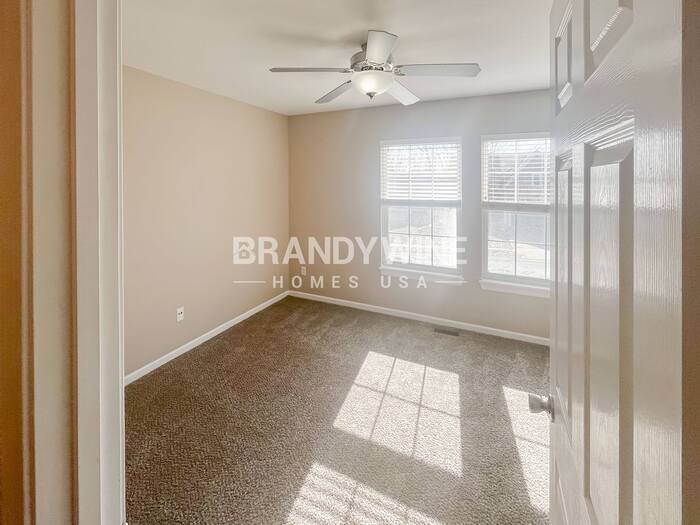 Building Photo - 13313 Redwood Ln